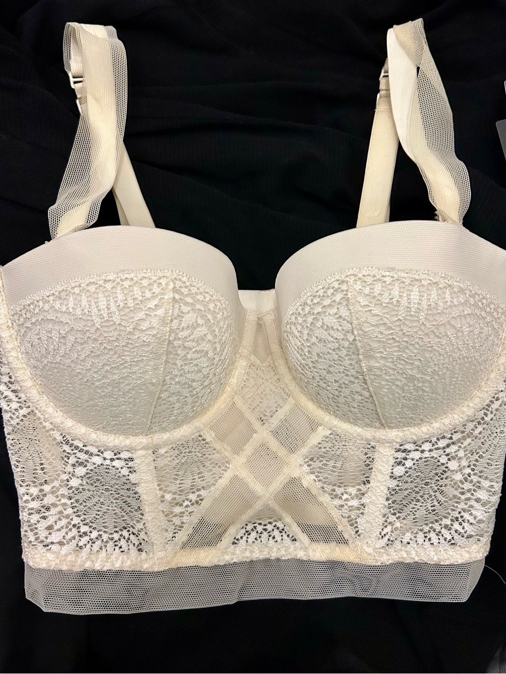 *New* Calvin Klein: Longline Lace Bustier Bra in Ivory